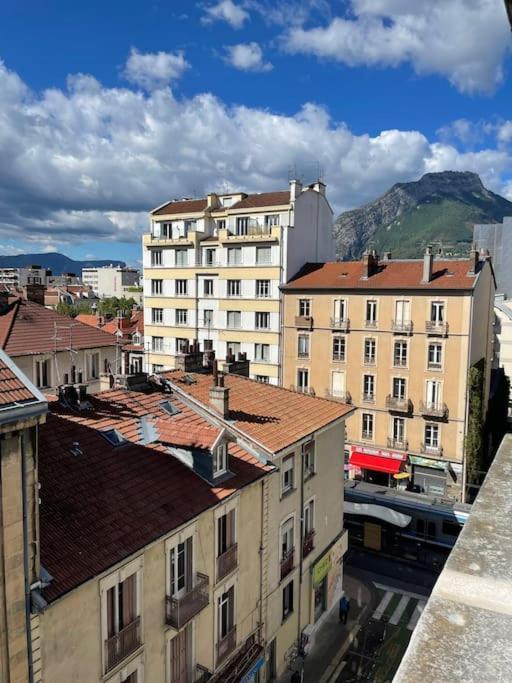 St Bruno - Studio Tropiques  Grenoble Exterior foto